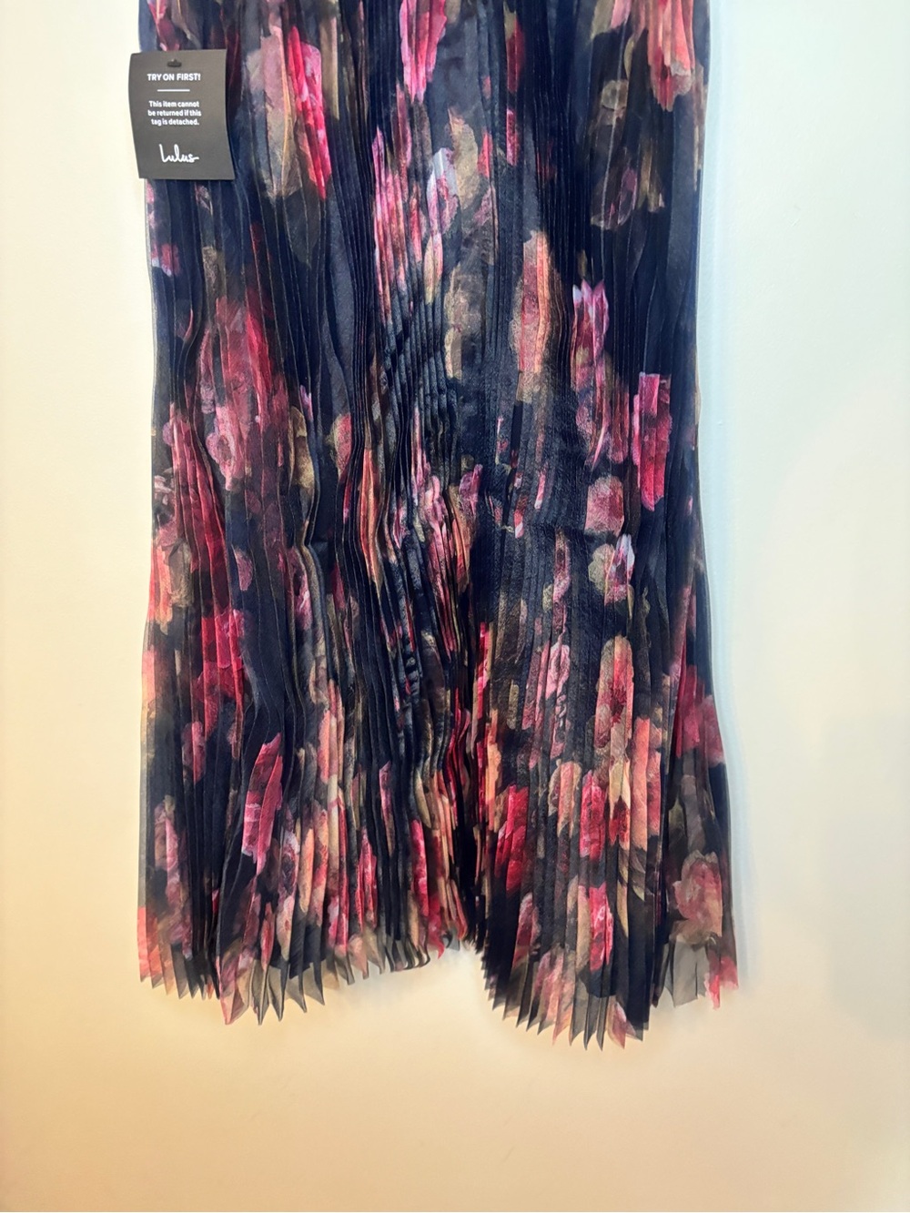 NWT Lulu's alluring midnight blue Midi Dress with Pink Floral Print - Picture 10 of 10